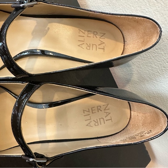 Naturalizer Black Patent Leather Heels - Picture 4 of 9